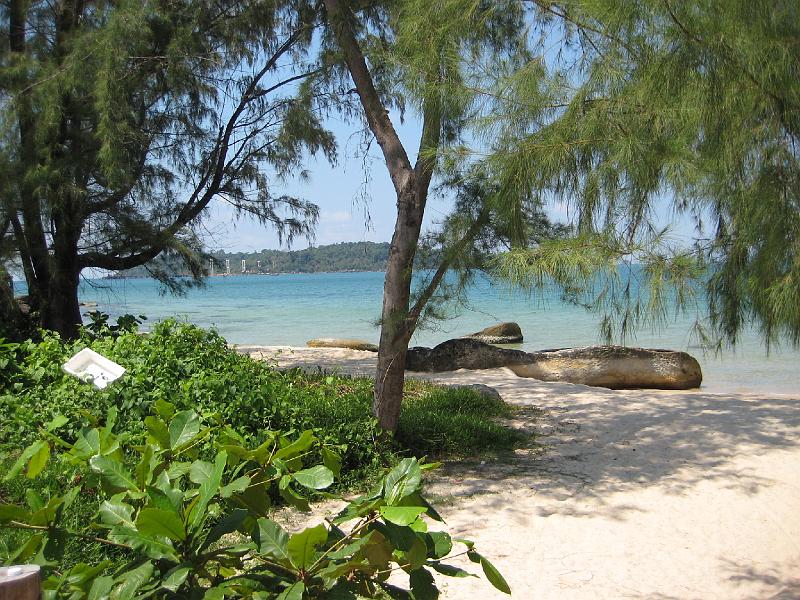 IMG_2724.jpg - SIHANOUKVILLE: Victory beach